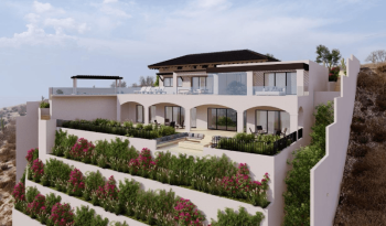 Rancho Paraiso Estates E-11, King of the hill