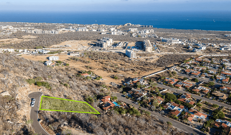 Rancho Paraiso Estates E-11, King of the hill
